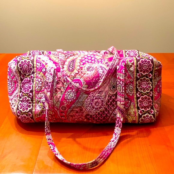 Vera Bradley Handbags - Vera Bradley large duffle toe bag